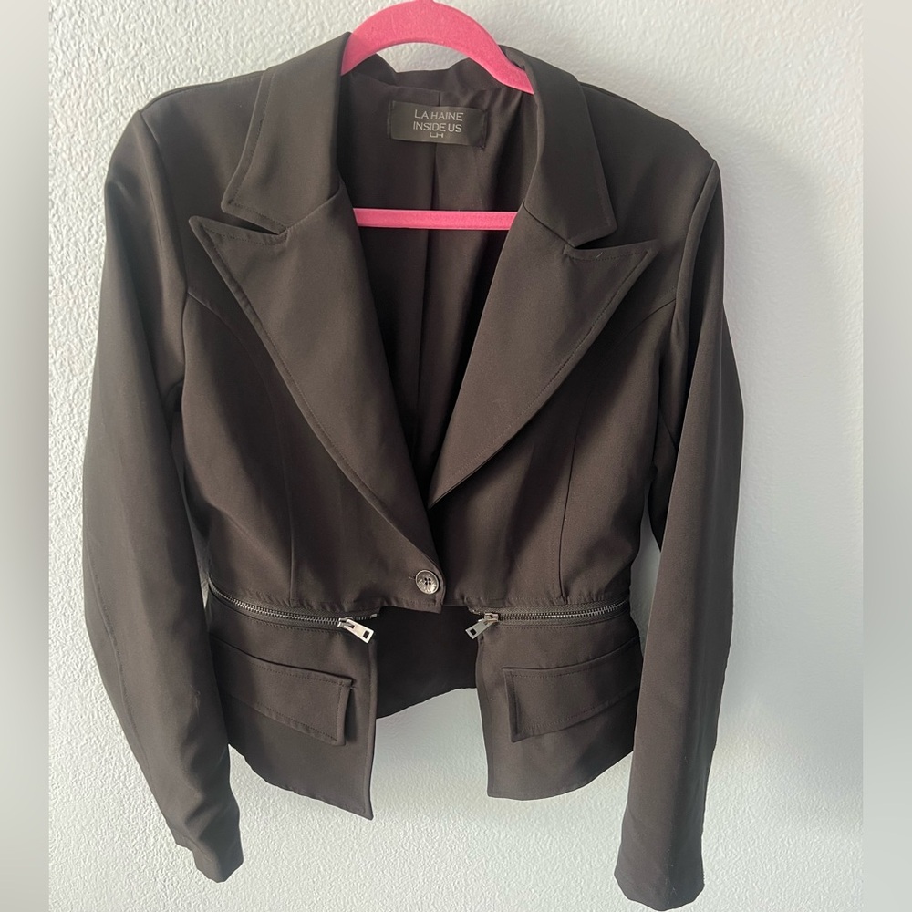 Black Tailored Blazer with Notched Lapels
